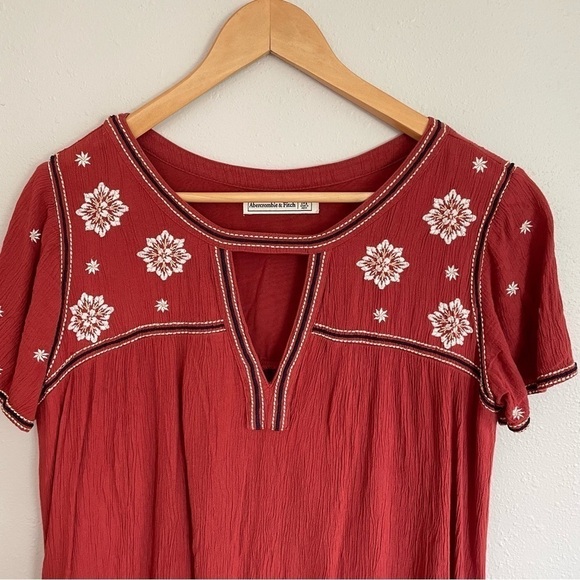 Abercrombie & Fitch | Embroidered Floral Boho Swing dress in Rust, Size M - Picture 2 of 16